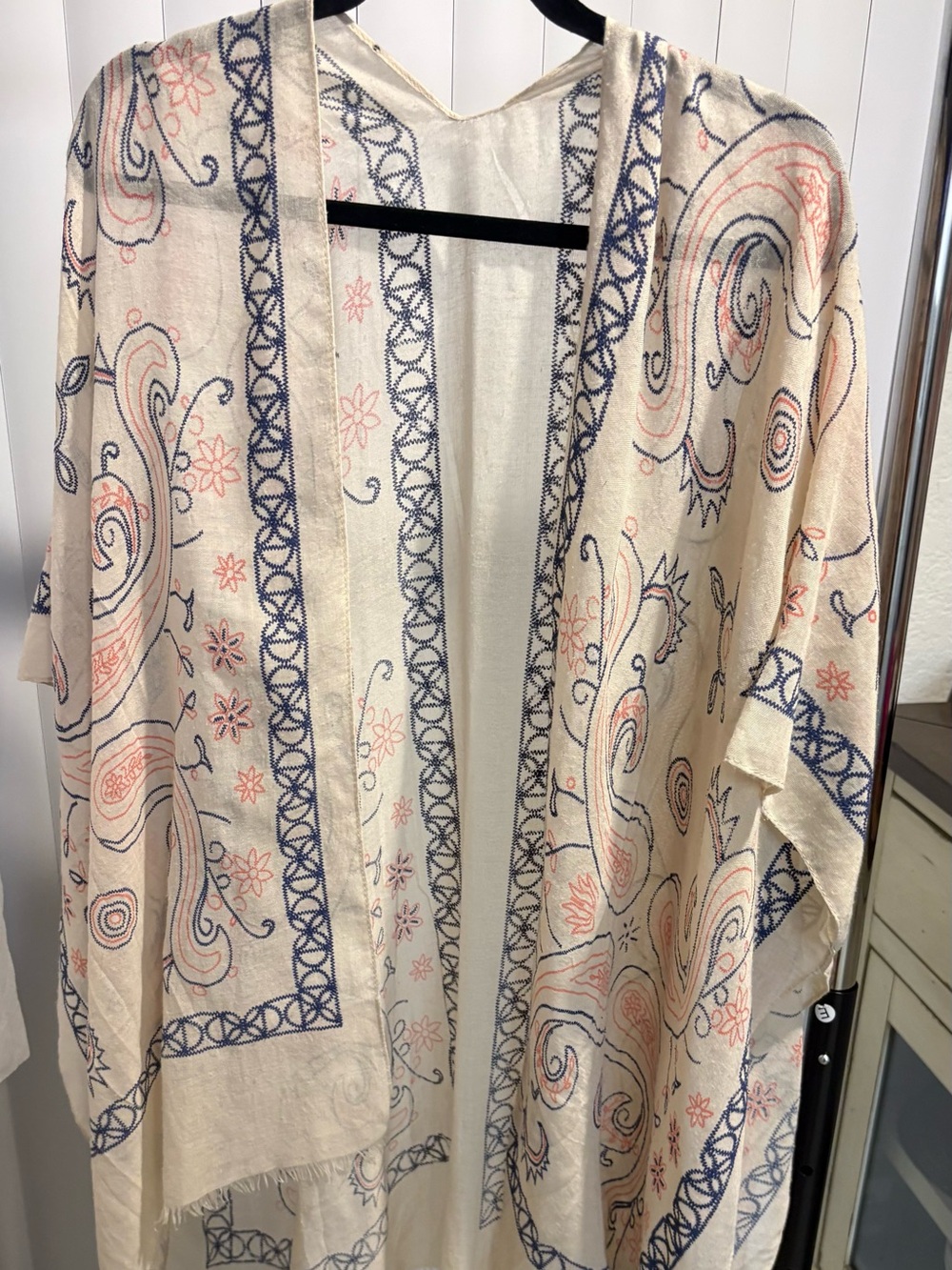 Source Unknown Cream Kimono Cardigan with Navy and Coral Paisley